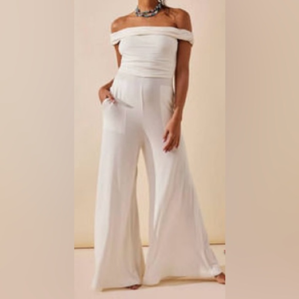🆕 Free People Beach Kenna one piece in white size X small